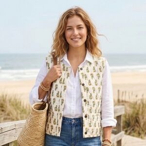 NWT Lucky Brand M Cottagecore Coastal Boho Botanical Quilted Button Snap Vest